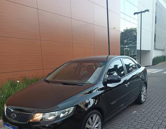 KIA CERATO 1.6 SX3 16V GASOLINA 4P AUTOMÁTICO